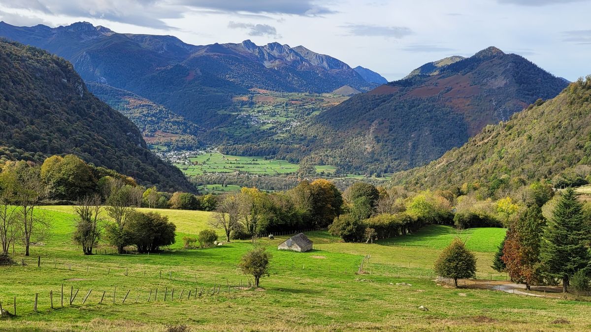 22-10-2025 Photos J.-M. Lafitte – Tour du Rey depuis Louvie Juzon avec B. Canut-Rocafort et J.-M. Lafitte