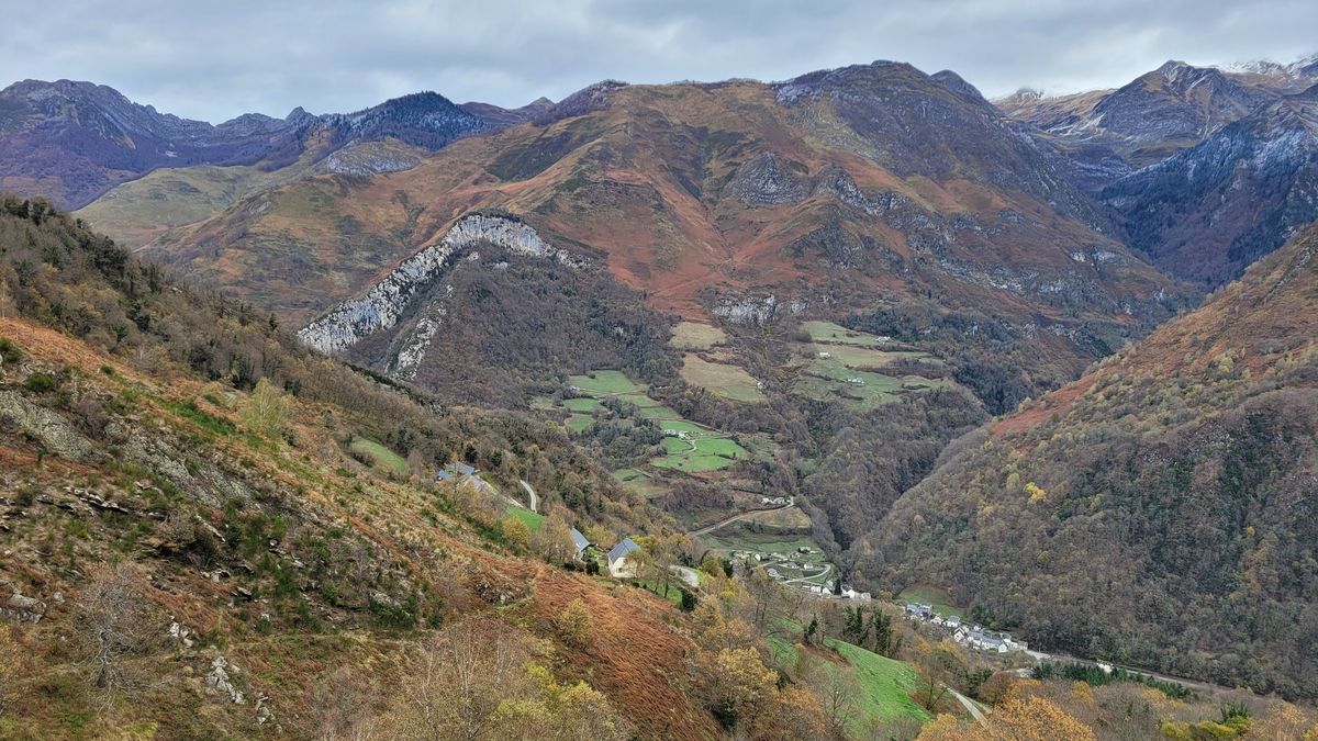 19-11-2025 Photos J-M. Lafitte – Cabane d’Udapet en boucle avec J. Houlier et A. Astuguevieille