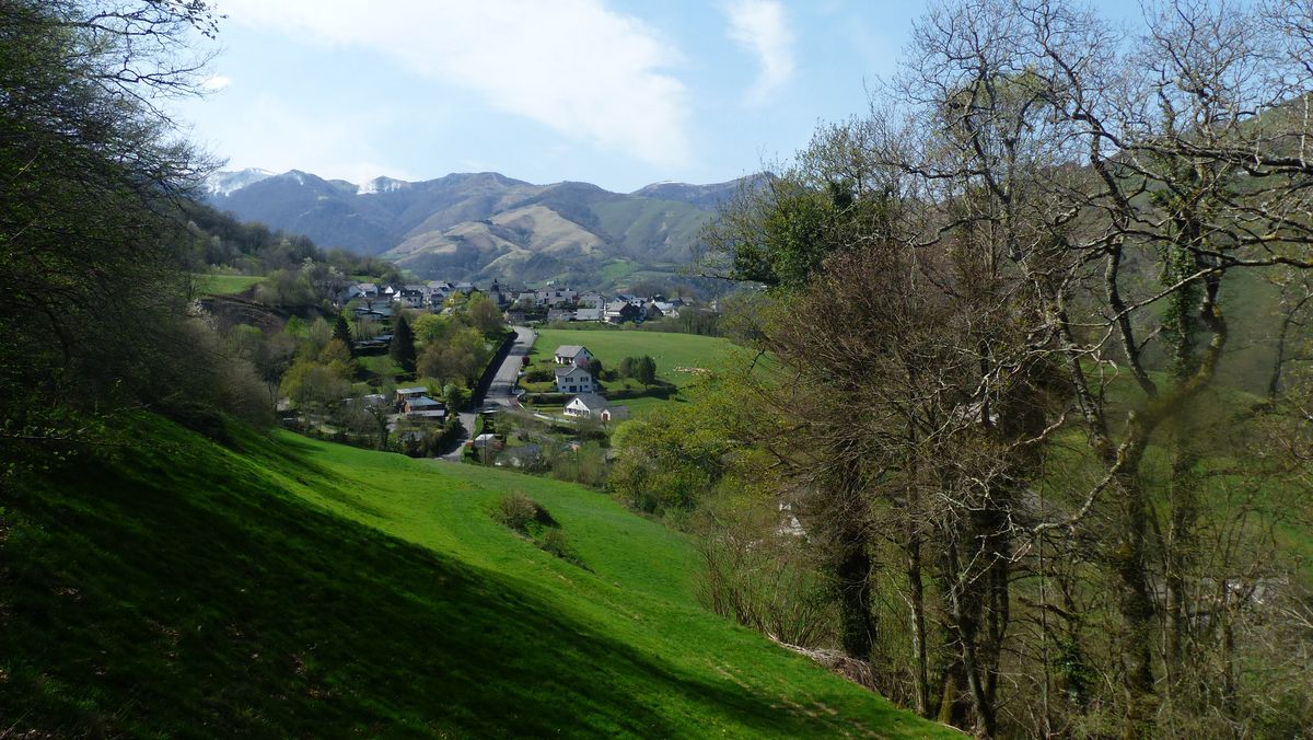 08-04-2026 Photos A.Astuguevieille – Pic de Casernagagna avec J.Houlier et L-J.Benito