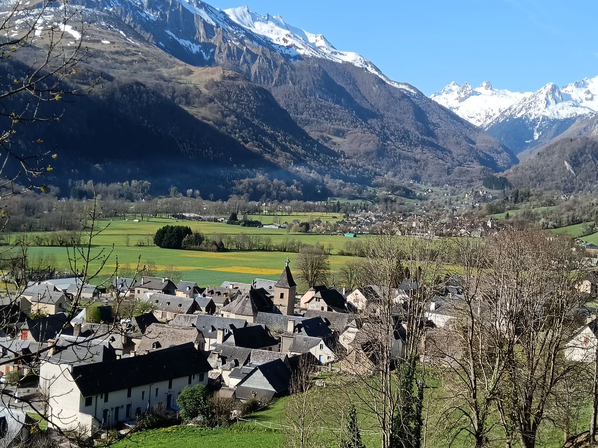 08-04-2026 Photos J-M.Deladerrière – Balisage de Gaillagos à Arrens-Marsous avec J-M.Deladerrière et J-P.Cantegreil