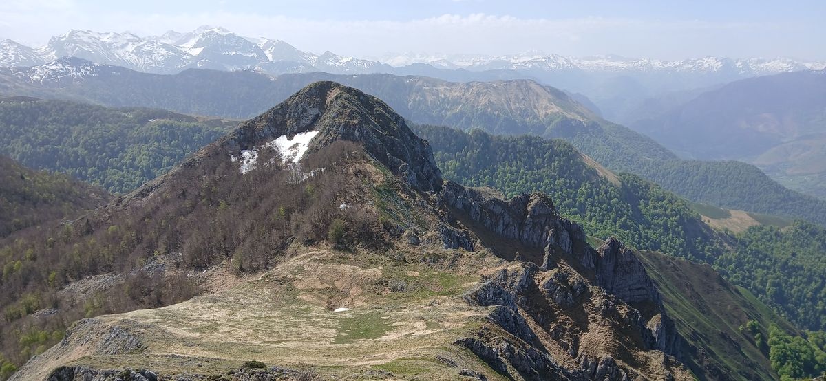 22-04-2026 Photos A-M.Bonneau – Pic Roumendarès et cabane de Serisse en boucle avec J.Houlier et A.Astuguevieille