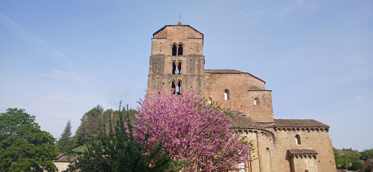 24/26-04-2026 Photos A-M.Bonneau – Séjour La ronde des ermitages J2: Santa Cruz de la Serós,  San Juan de la Peña, San Salvador, Pico Cuculo avec E.Arrius-Pardies et J.Houlier