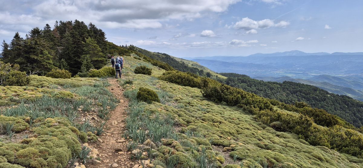 24/26-04-2026 Photos B. Triboult – Séjour Ronde des Ermitages (Aragon) avec E. Arrius-Pardies et J. Houlier (J1: Mont Oroel + Ermitage Virgen de la Cueva)