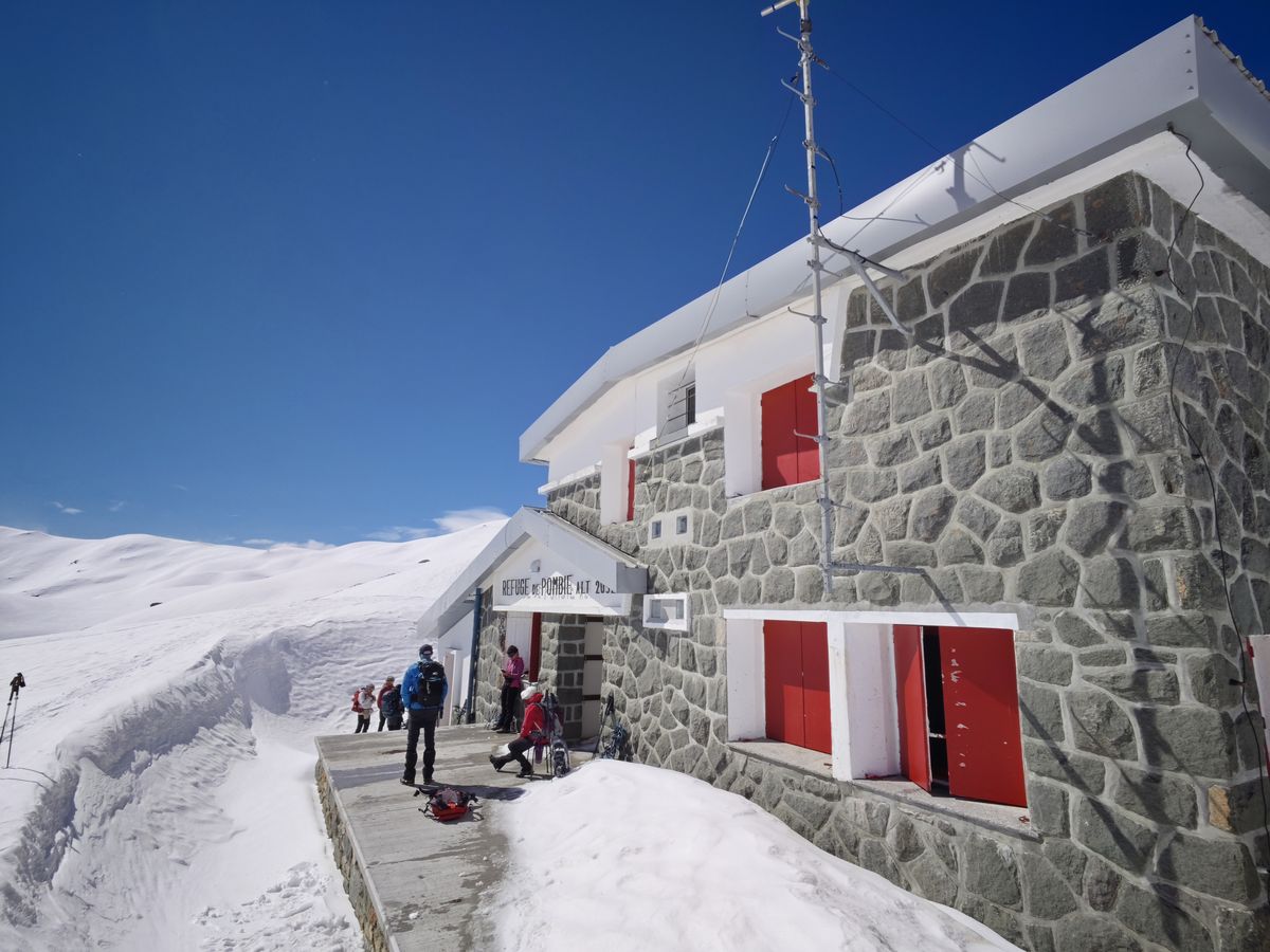 14-04-2026 Photos M. Hourugou – Refuge de Pombie depuis Soques avec G. Save et D. Cavero