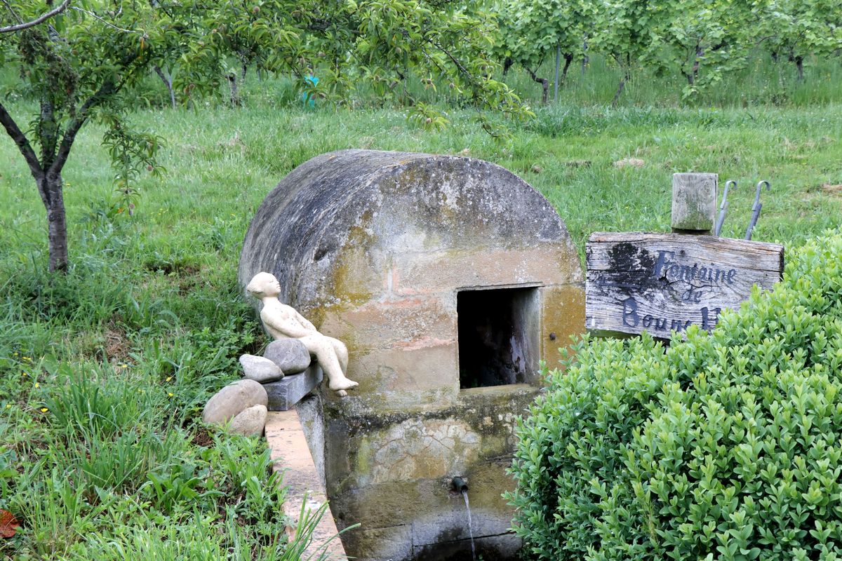 01-05-2026  Photos F. Darré – Le sentier des fontaines avec M. Castelain et M. Jorda