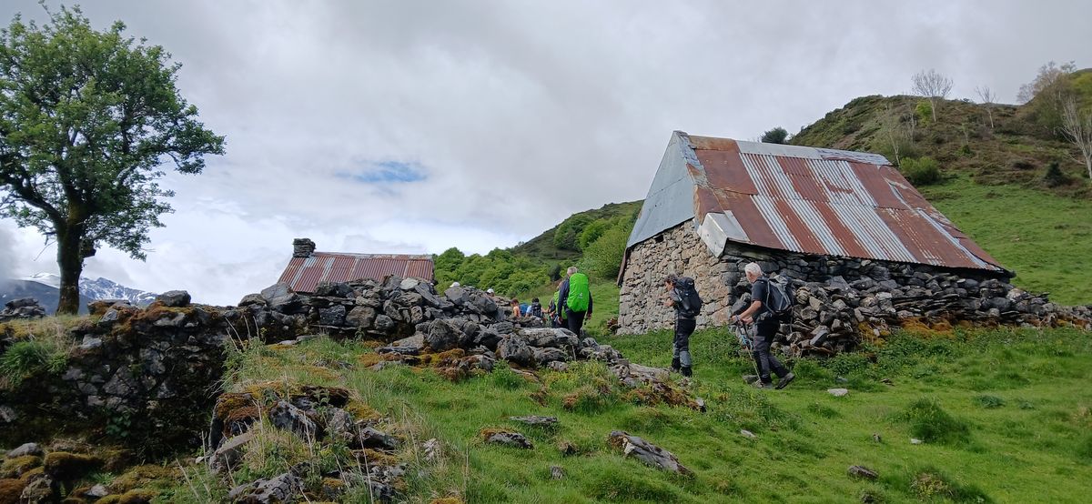 13-05-2026  Photos A-M. Bonneau – Courtaou d’Empièye en boucle par les Cabanettes avec R. Fernandez et C. Albertelli