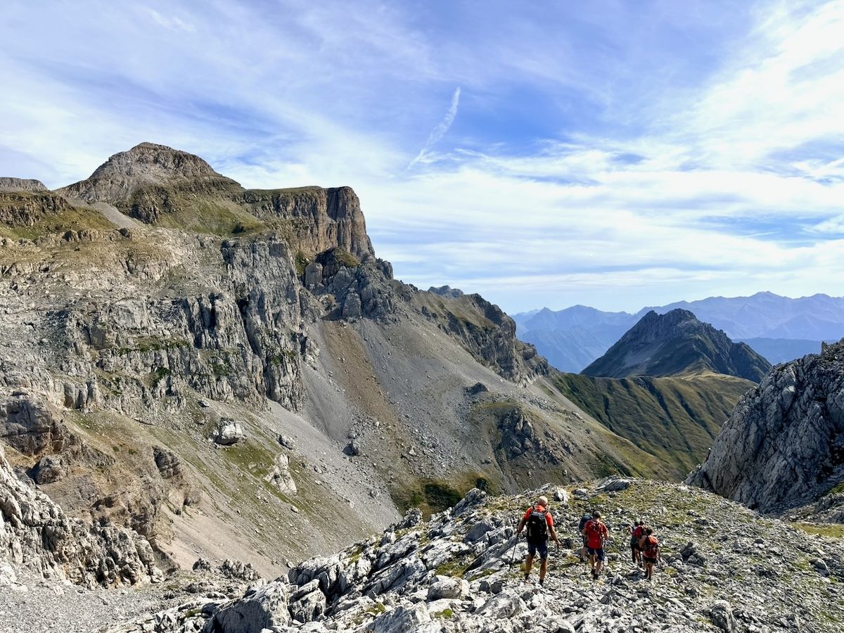 26-08-2026 Photos B. Lalanne – Tour du Pic d’Ansabère par le col d’Esqueste avec G. Save et D. Cavero